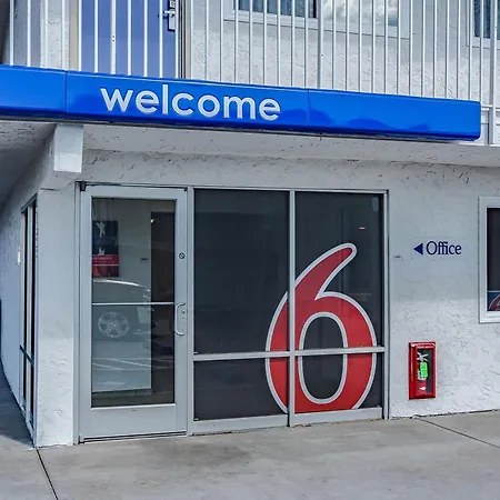 Motel 6 Cheyenne, Wy-3