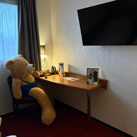 Brit Hotel Confort Villeneuve Sur Lot-2