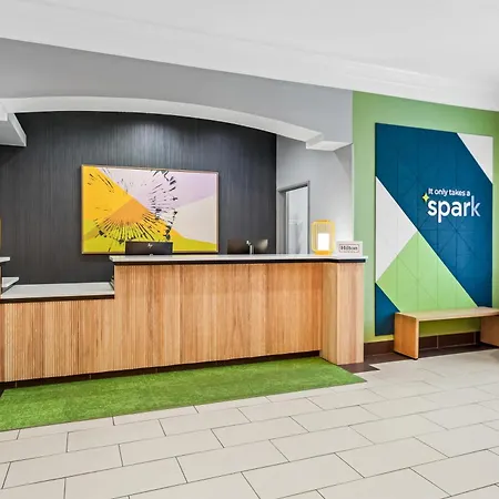 Spark By Hilton La Grange-3