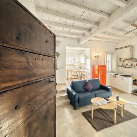 Navona Open Space Apartments-3