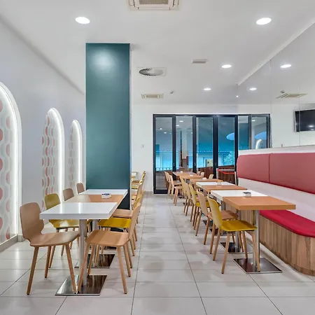 B&B Hotel Bergamo City-3