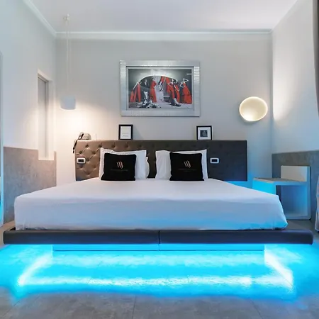 Montenapoleone Suites-3