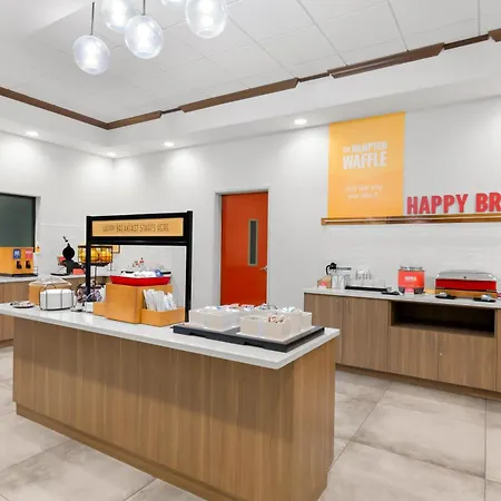 Hampton Inn & Suites Pensacola/I-10 Pine Forest Road-3