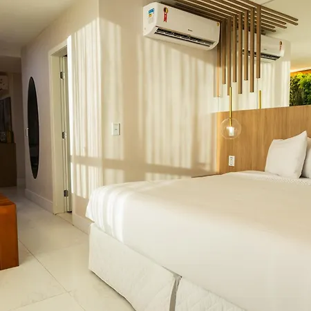 Ramada Hotel & Suites Campos Pelinca-3