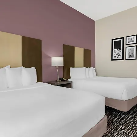 Comfort Inn & Suites-2