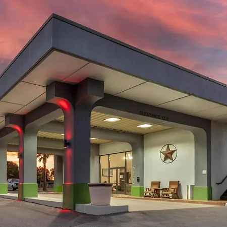 Days Inn By Wyndham Victoria Tx East-2