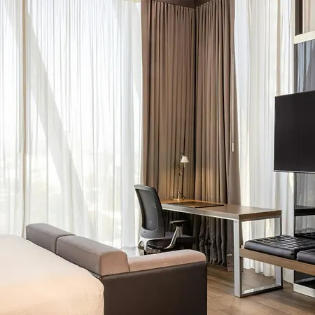 AC Hotel by Marriott Guadalajara Mexico-2