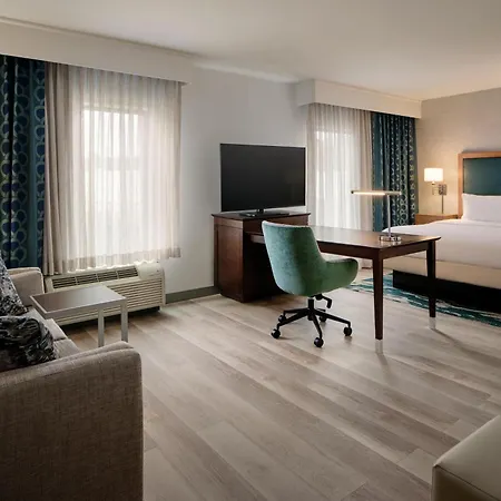 Hampton Inn Waynesboro-3