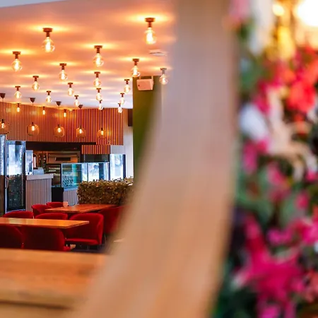 Sleephotels-2