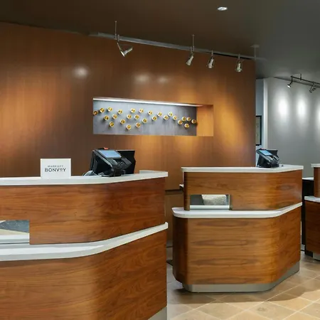 Courtyard By Marriott Redwood City-3