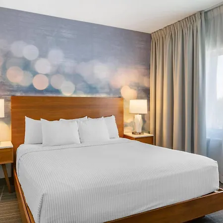 Cambria Hotel Lax-3