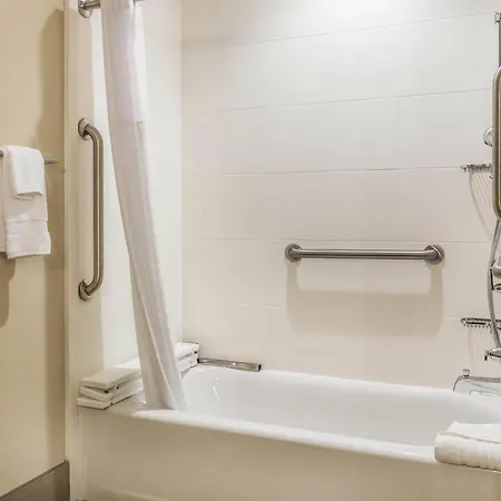 Comfort Suites Florence - Cincinnati South-2