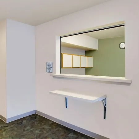 Woodspring Suites Colonial Heights Fort Lee-2