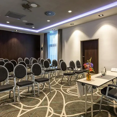 Leonardo Hotel Dortmund-3