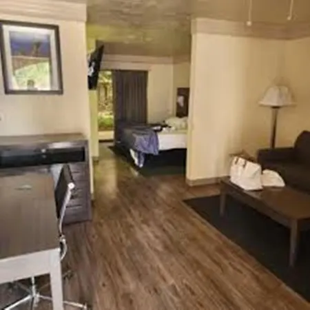 Atrium Inn-3