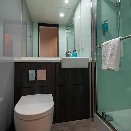 Easyhotel Dublin-2