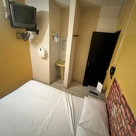 Hotel Ensueño-3