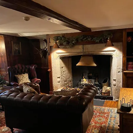 The Bugle Coaching Inn-2