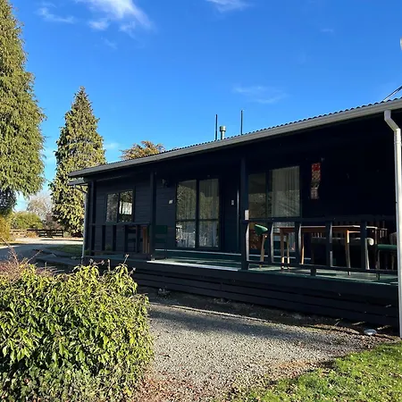 Kiwi Park Motels-2