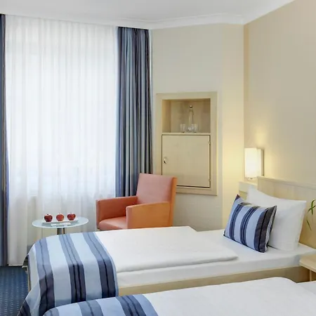 Hotel Nuernberg City Center By Leonardo Hotels-3