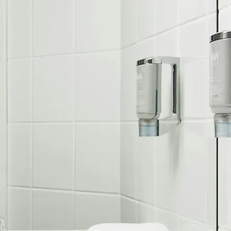 Hotel Magdeburg City Center By Leonardo Hotels-3