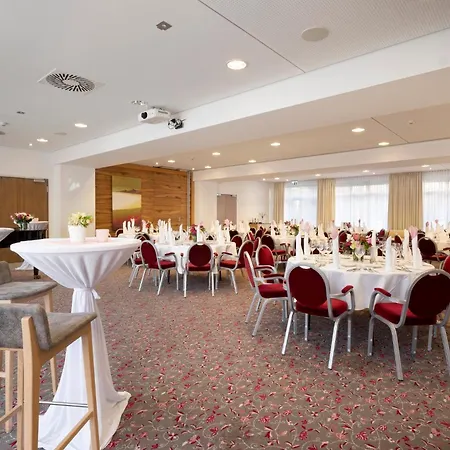 Holiday Inn Nuernberg City Centre By Ihg-2