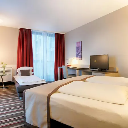 Leonardo Hotel Hannover Airport-3