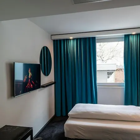 Motel One Berlin-Mitte-2