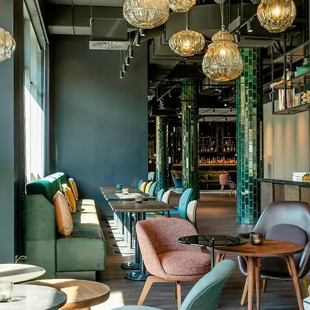 Motel One Berlin-Hackescher Markt-3