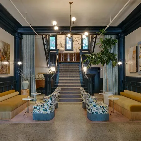 Marqueen Hotel - Newly Renovated-3
