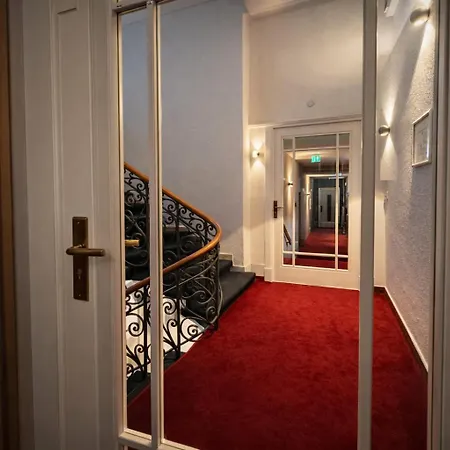 Hotel Bayrischer Hof-3