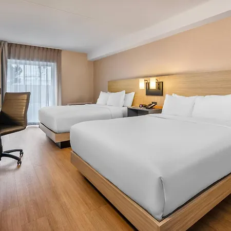 Comfort Inn Ancienne-Lorette - Quebec Airport-2