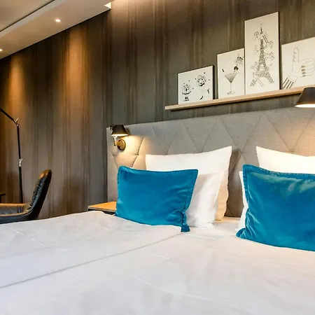 Motel One Saarbrücken-3