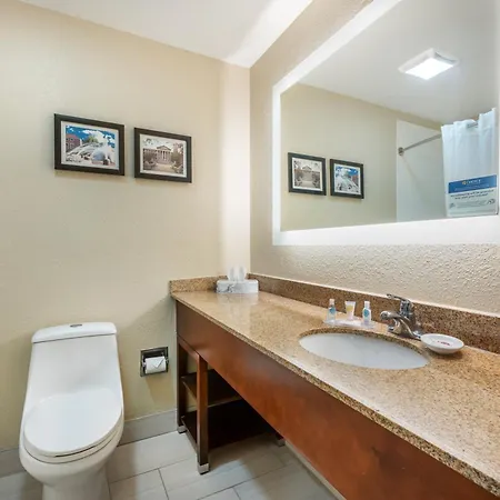 Comfort Inn Lafayette I-65-3