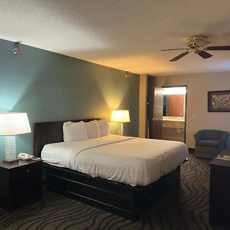 Baymont Inn & Suites By Wyndham Lincoln Ne-3