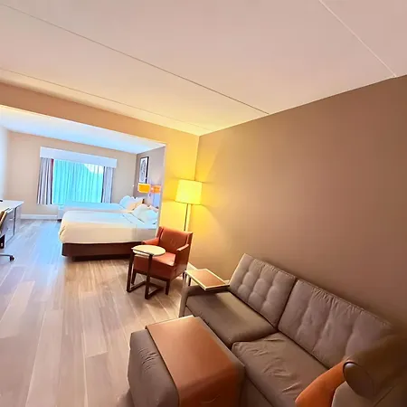 Ramada By Wyndham Harrisburg/Hershey Area-3