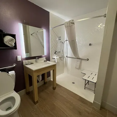 La Quinta By Wyndham Cincinnati Airport Florence-3