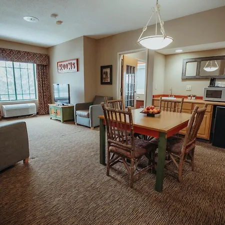 Wildwood Lodge-3