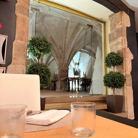 Logis Hotel de Paris-2