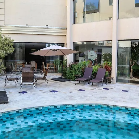 Class Hotel Guaxupe-3