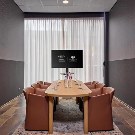 Haven Hotel Rotterdam, Curio Collection By Hilton-3