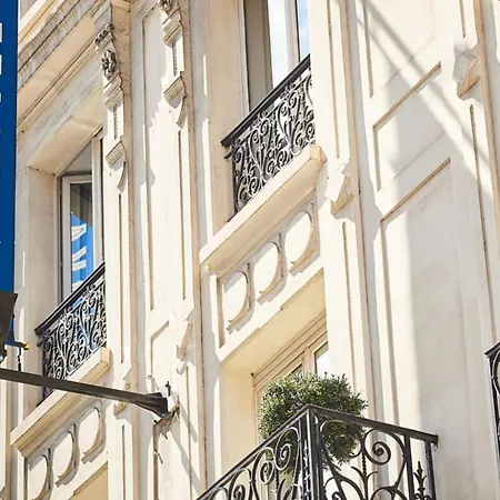 Hotel Cervantes By Happyculture-3