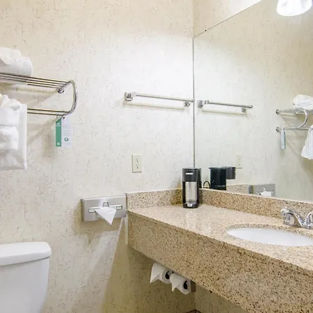 Quality Inn Junction City Near Fort Riley-2