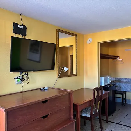 Royal Inn Linden-3