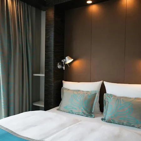 Motel One Bremen-3