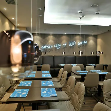 Motel One Prague-Florentinum-2
