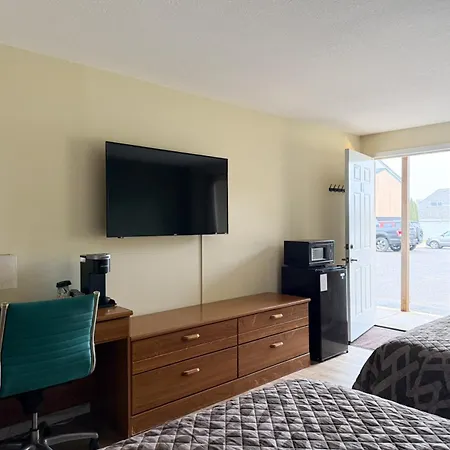 The Trail Inn - Grantsburg, Wi - 703 Wi-70-2