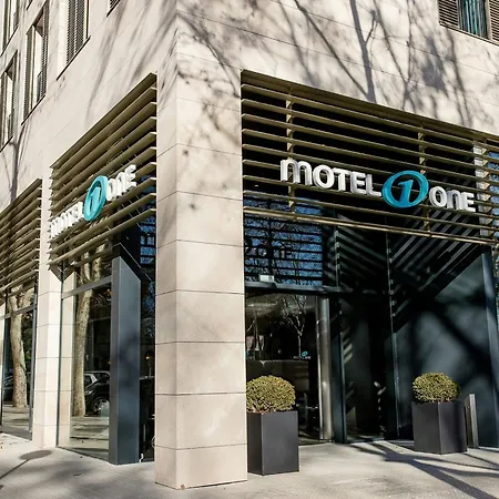 Motel One Barcelona-Ciutadella-3