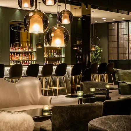 Motel One Paris-Porte Doree-2