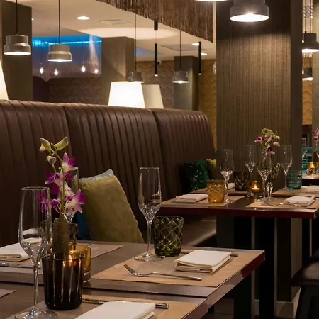 NYX Hotel Milan by Leonardo Hotels-3